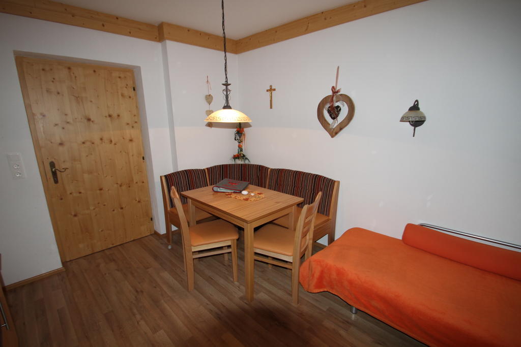 Alpenbauernhof Groebenhof Villa Fulpmes Room photo